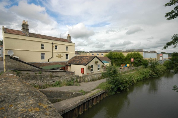 Dolphin Inn - Bath