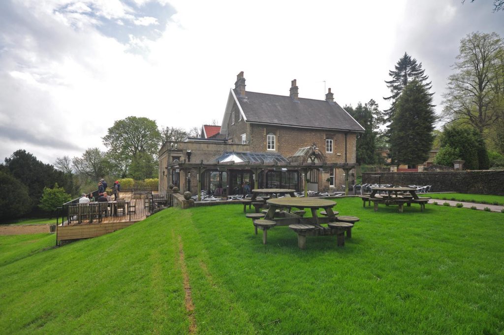Hare and Hounds - Bath